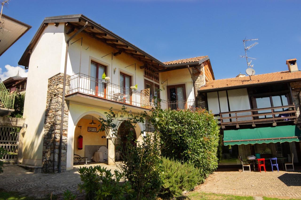 Casa Patrone Hotel Nebbiuno ภายนอก รูปภาพ