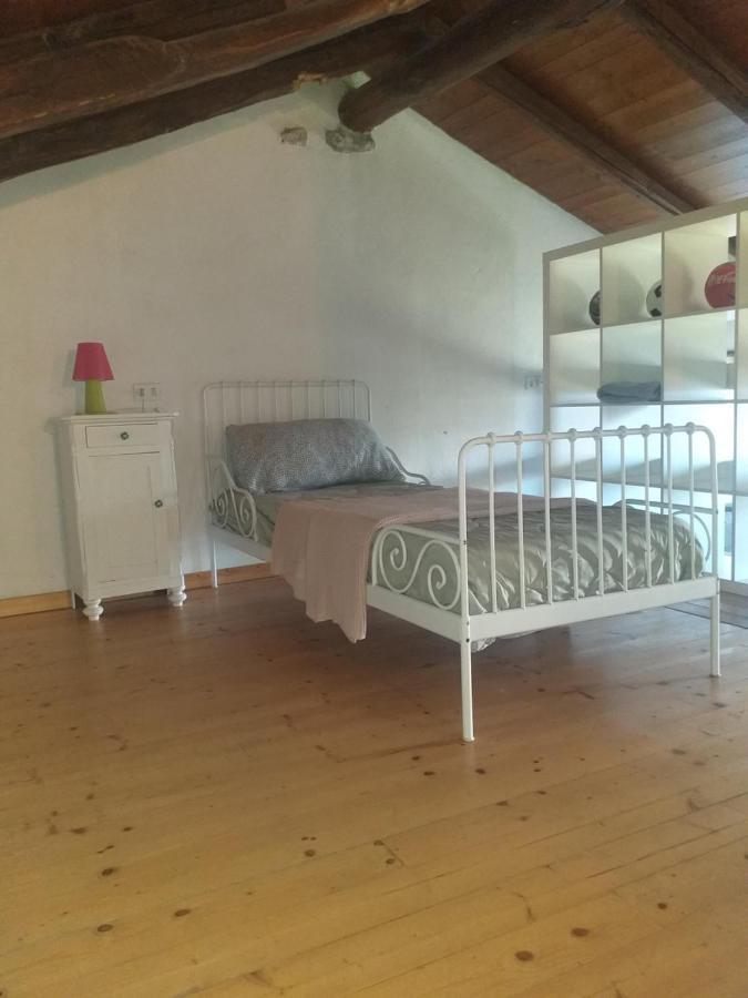Casa Patrone Hotel Nebbiuno ภายนอก รูปภาพ